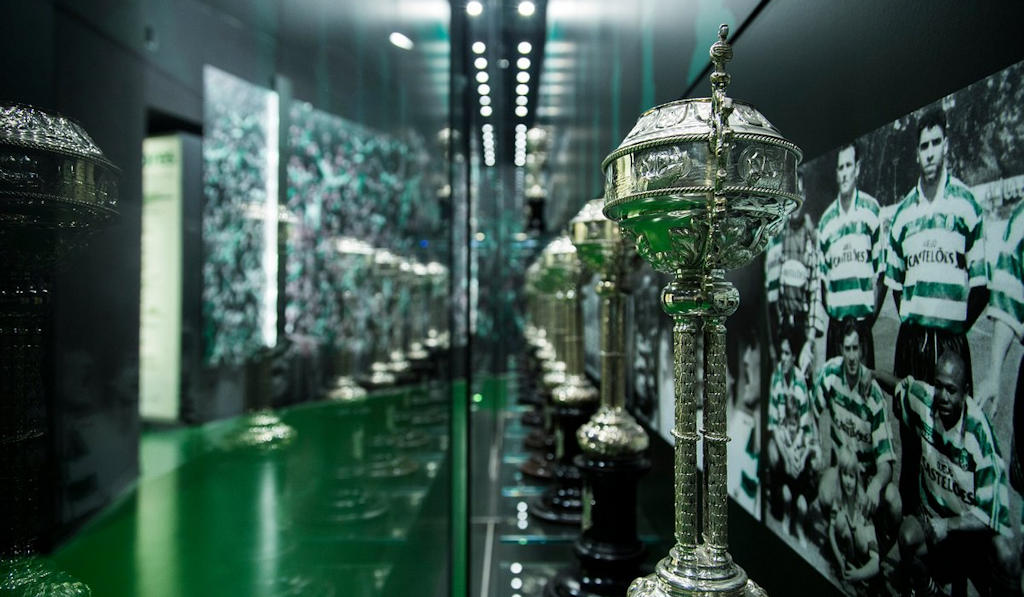 Step into the Sporting Museum in Lisbon and immerse yourself in the captivating history of Sporting Clube de Portugal, celebrating legendary athletes and iconic moments.
