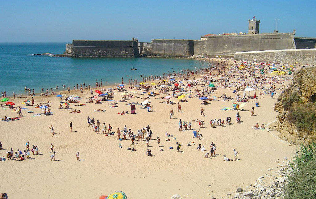 Indulge in the allure of Praia da Torre, a captivating coastal gem near Lisbon. Discover its rich history, family-friendly atmosphere, and thrilling surf scene, all while creating unforgettable memories.