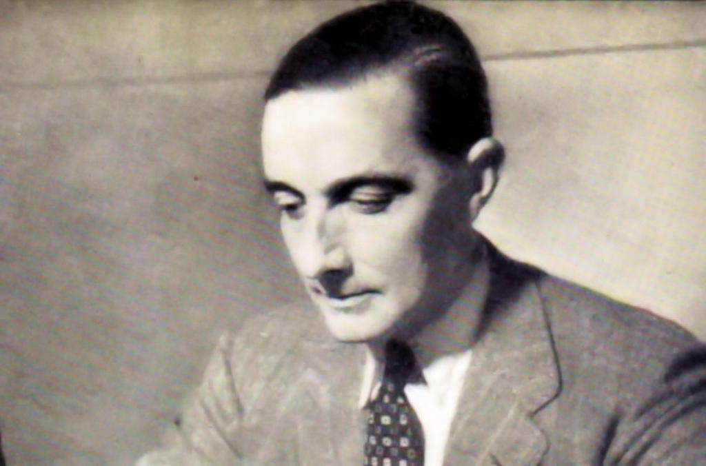 Learn about Fernando Pessa, a journalist who lived for 100 years and loved Lisbon.