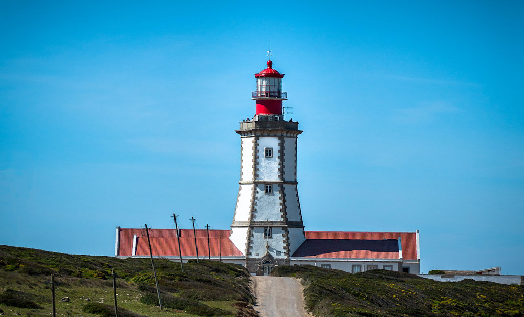 Journey to the captivating Cabo Espichel Lighthouse in Sesimbra, Portugal, where architectural grandeur meets panoramic coastal vistas. A remarkable day trip from Lisbon.