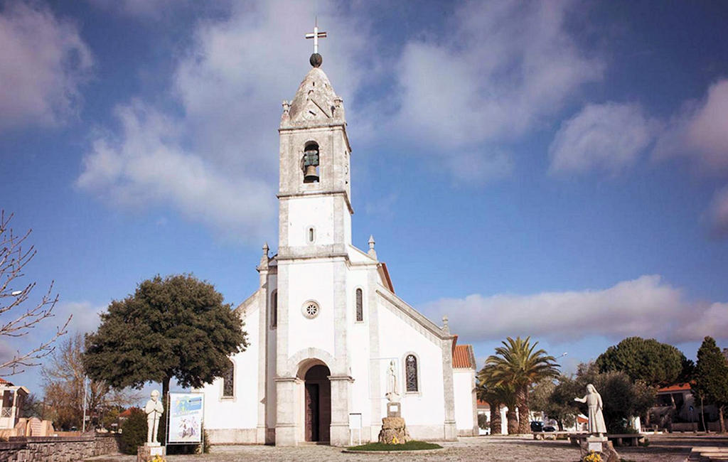 Step into the heart of devotion and history—the Parish Church of Fátima, a sanctuary in Portugal that unites faith and worship.