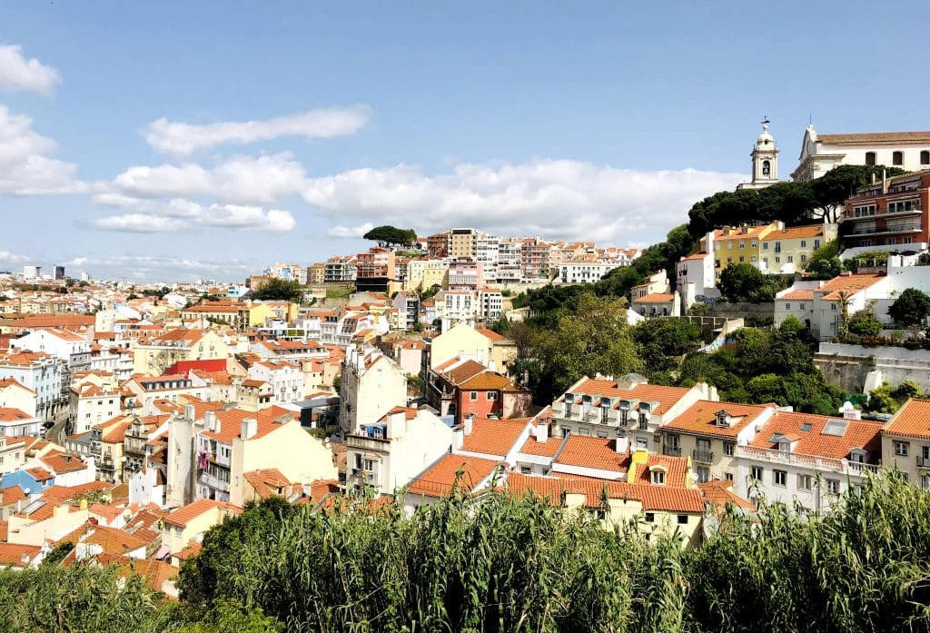 Step into the vibrant Moorish Quarter of Lisbon, Mouraria, and experience a captivating blend of history, multiculturalism, and artistic heritage.