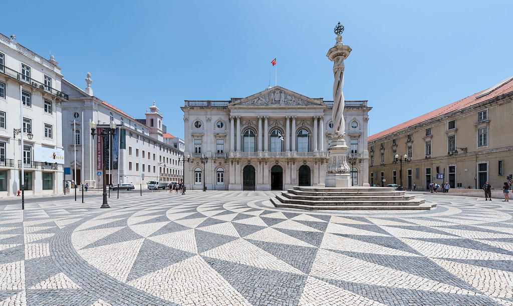Step into the enchanting world of Praça do Município, Lisbon's City Square, and witness the captivating blend of history, architecture, and cultural significance that defines this remarkable destination.