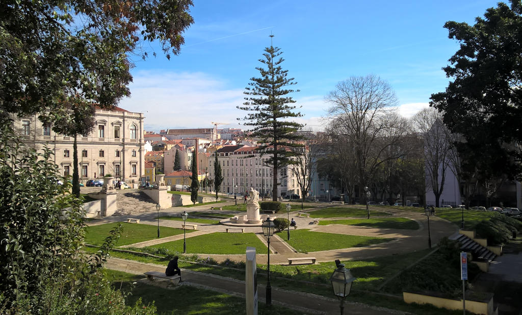 Uncover the historical allure and captivating sculptures of Francesinhas Garden—a serene oasis nestled in Estrela, Lisbon.