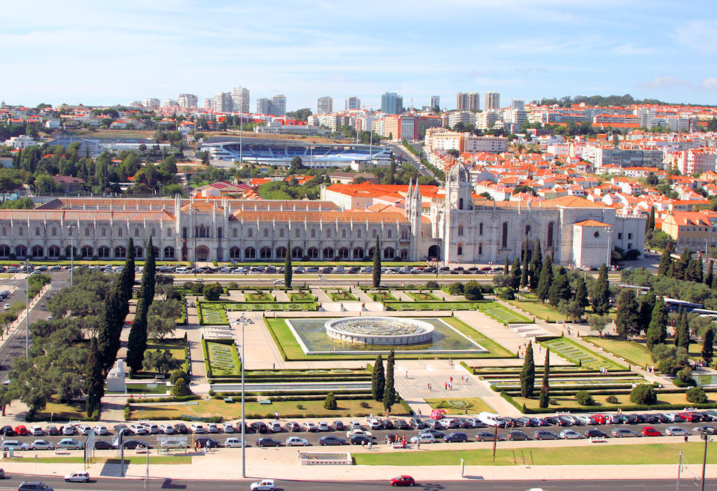 Step into the captivating world of Jardim da Praça do Império, where Portugal's rich history and natural beauty intertwine, offering a glimpse into the nation's glorious past.