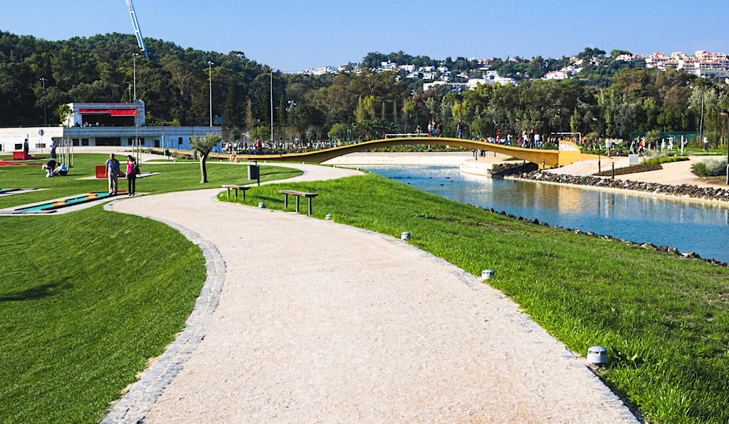 Uncover the allure of Parque Urbano do Jamor in Lisbon—a captivating fusion of sports, nature, and leisure activities, creating a haven for outdoor enthusiasts of all ages.