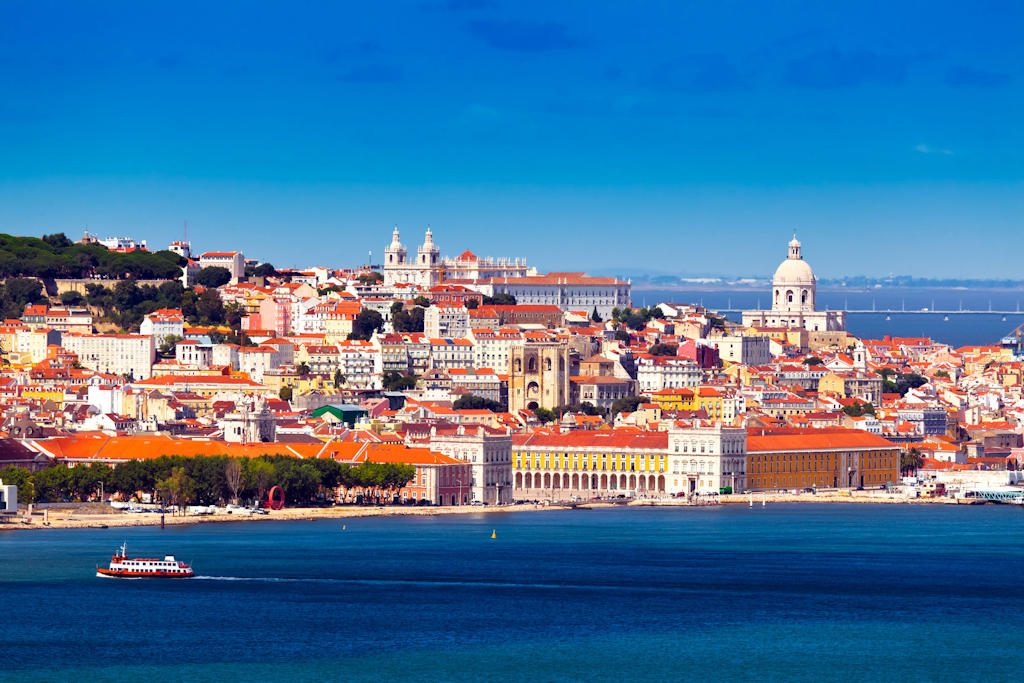 Essential Portuguese Laws Travelers Should Know About