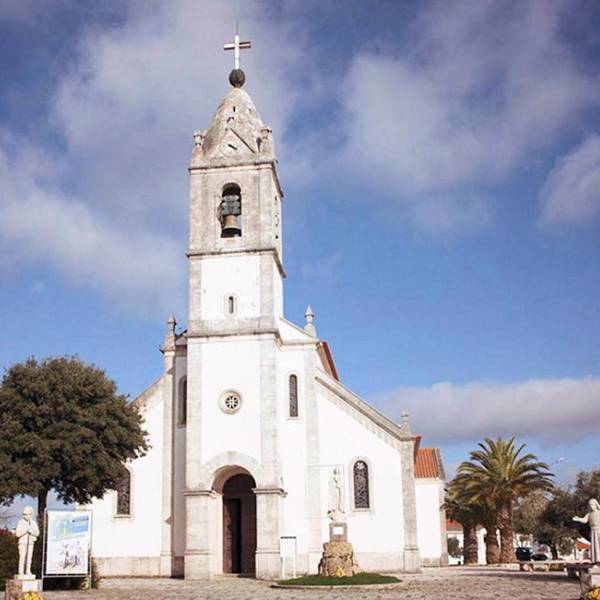 Parish Church of Fátima (Igreja Paroquial de Fátima)