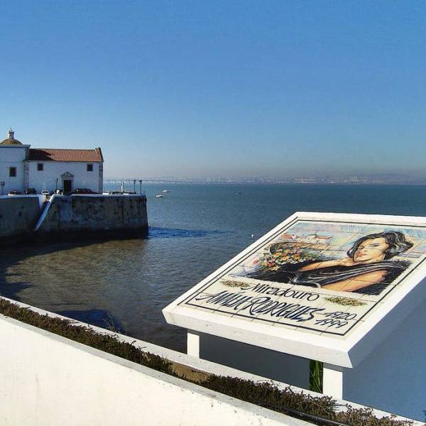 Amália Rodrigues Viewpoint (Miradouro Amália Rodrigues), Alcochete