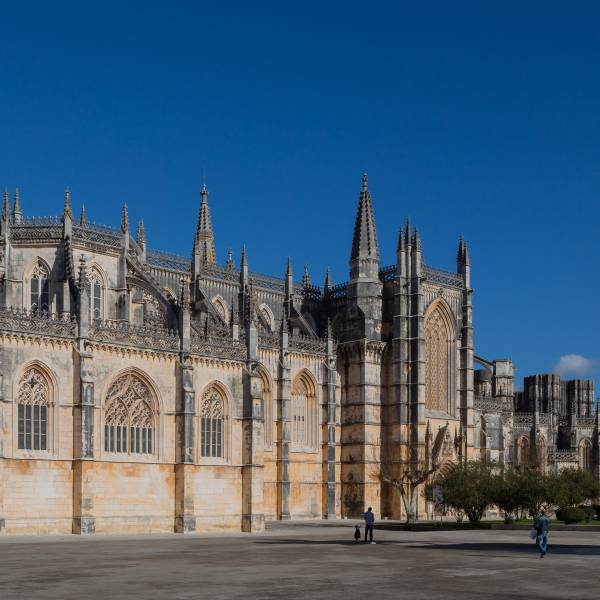 Batalha: A Journey Through Time and Architecture