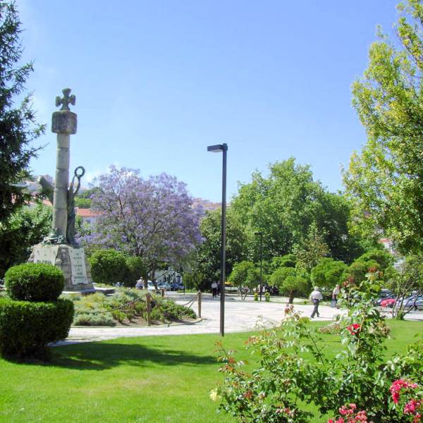 The Gardens of Avenida da Liberdade (Jardins da Avenida da Liberdade)