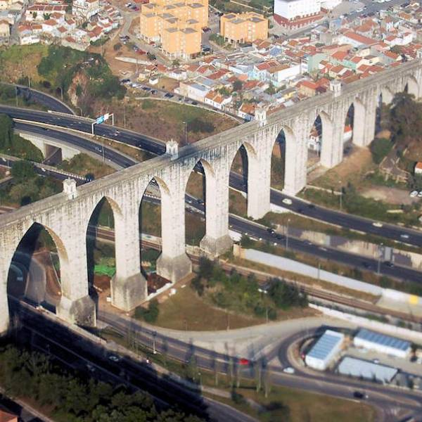 Águas Livres Aqueduct (Aqueduto das Águas Livres)